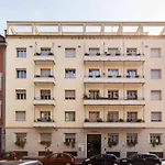 Gaffurio Apartment